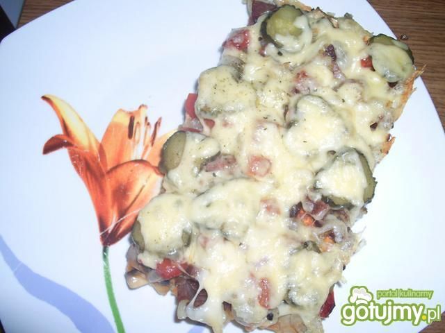 Pizza z ogórkiem wg ewasng Pizza z ogórkiem wg ewasng