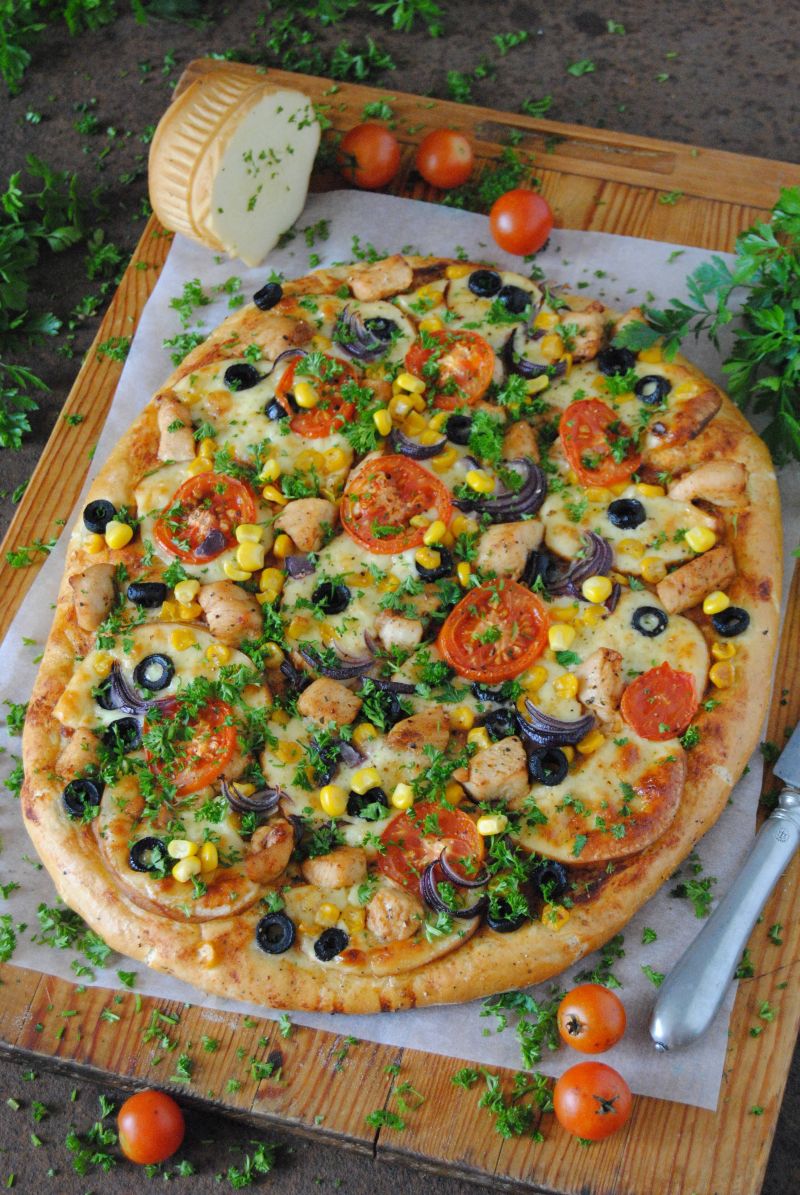 Pizza z oscypkiem Pizza z oscypkiem