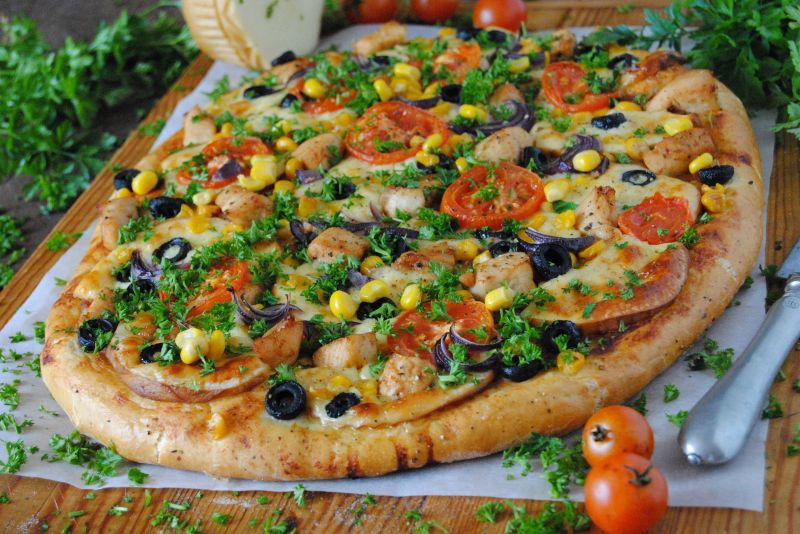 Pizza z oscypkiem Pizza z oscypkiem