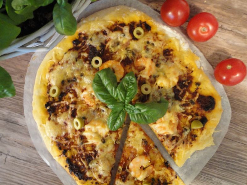 Pizza z owocami morza Pizza z owocami morza