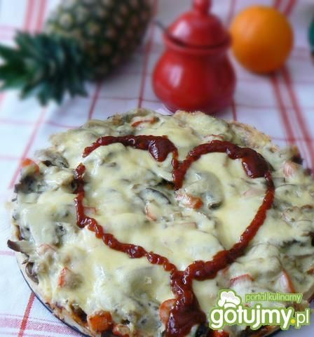 Pizza z papryką i pieczarkami  Pizza z papryką i pieczarkami