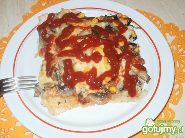 Pizza z pieczarkami Pizza z pieczarkami