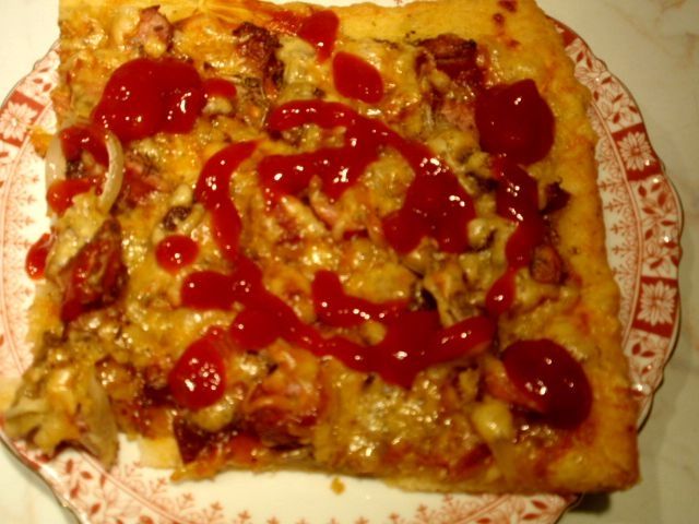 Pizza z resztek z lodówki Pizza z resztek z lodówki