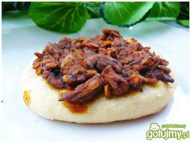 Pizza z soczewicą w pikantnym sosie Pizza z soczewicą w pikantnym sosie