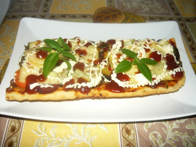 Pizza z warzywami Pizza z warzywami