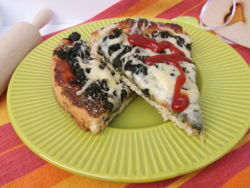 Pizza ze szpinakiem