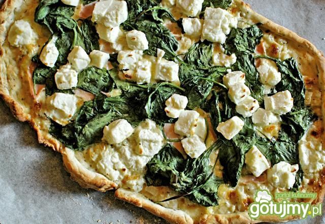 Pizza ze szpinakiem i białym sosem Pizza ze szpinakiem i białym sosem