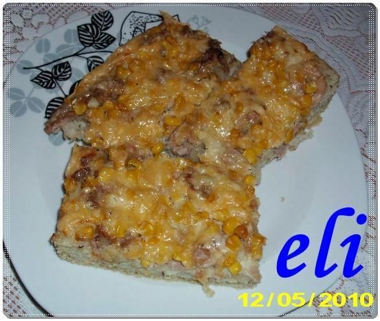 Pizza ziołowa Eli z tuńczykiem  Pizza ziołowa Eli z tuńczykiem