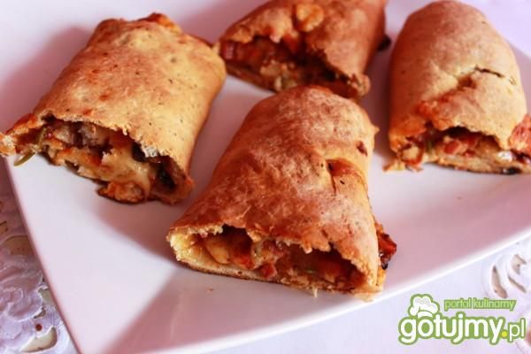 Pizza zrolowana Pizza zrolowana