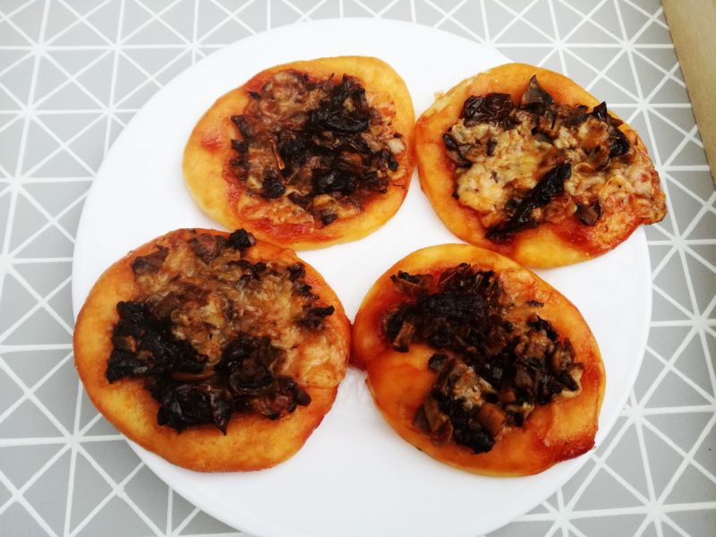 Pizzerki z ostrym farszem