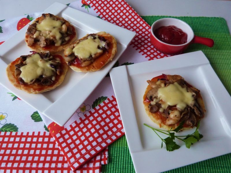 Pizzerki z tartą marchewką Pizzerki z tartą marchewką