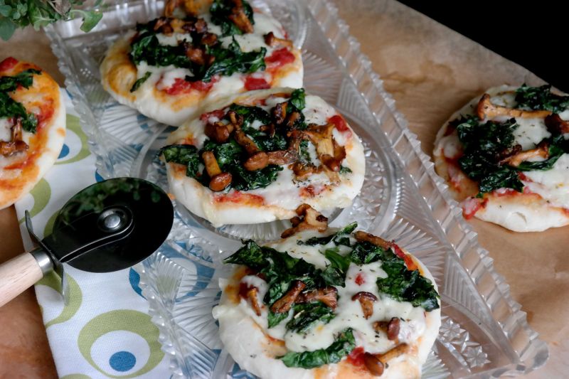 Pizzerki ze szpinakiem i kurkami Pizzerki ze szpinakiem i kurkami