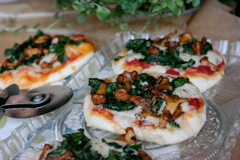 Pizzerki ze szpinakiem i kurkami Pizzerki ze szpinakiem i kurkami