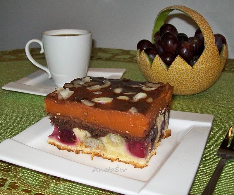 Placek czereśniowo-agrestowy z kremem owocowym Placek czereśniowo-agrestowy z kremem owocowym
