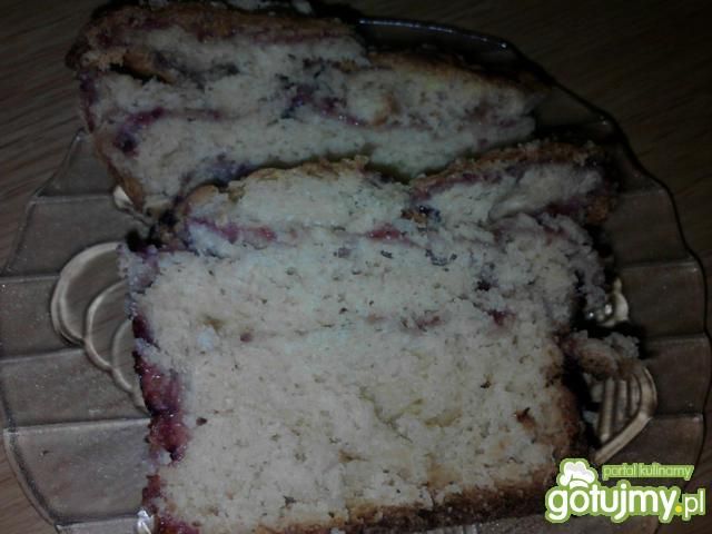 Placek drożdżowy z dżemem porzeczkowym