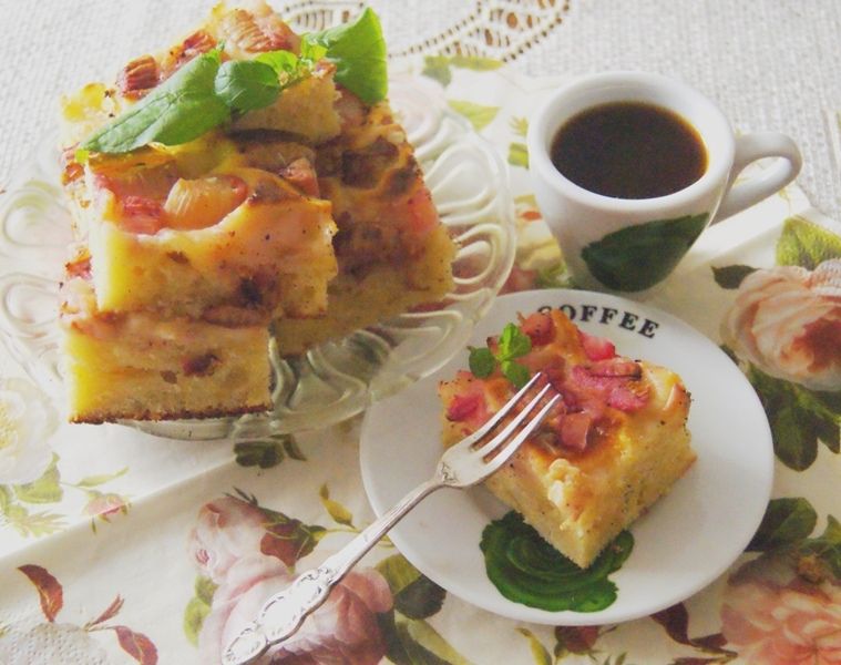 Placek jogurtowy z rabarbarem wg Buni Placek jogurtowy z rabarbarem wg Buni