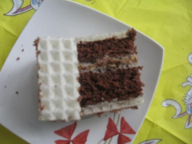 placek kakaowo-orzechowy w waflach