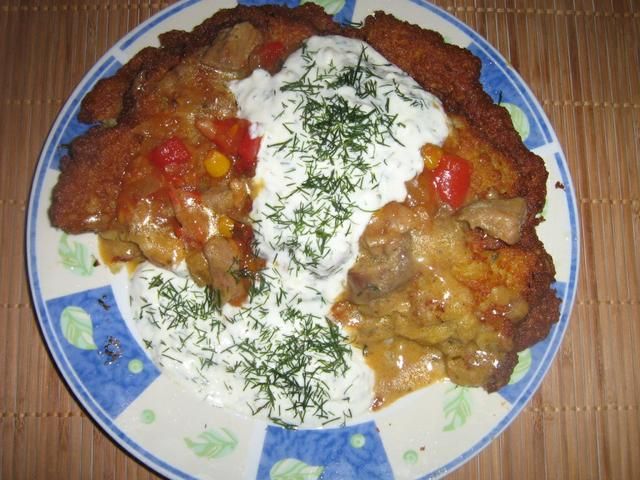 Placek po Węgiersku z tsadsykaki Placek po Węgiersku z tsadsykaki