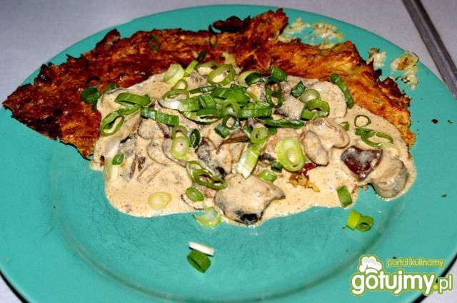 Placek z cukinii z grzybami
