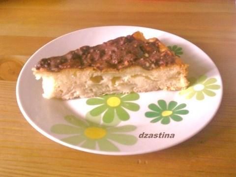 Placek z jablkami  z polewa i orzechami Placek z jablkami  z polewa i orzechami