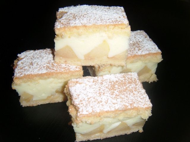 Placek z jabłkiem i budyniem Placek z jabłkiem i budyniem