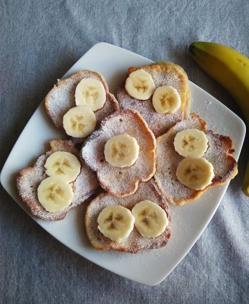 Placki bananowo - jogurtowe