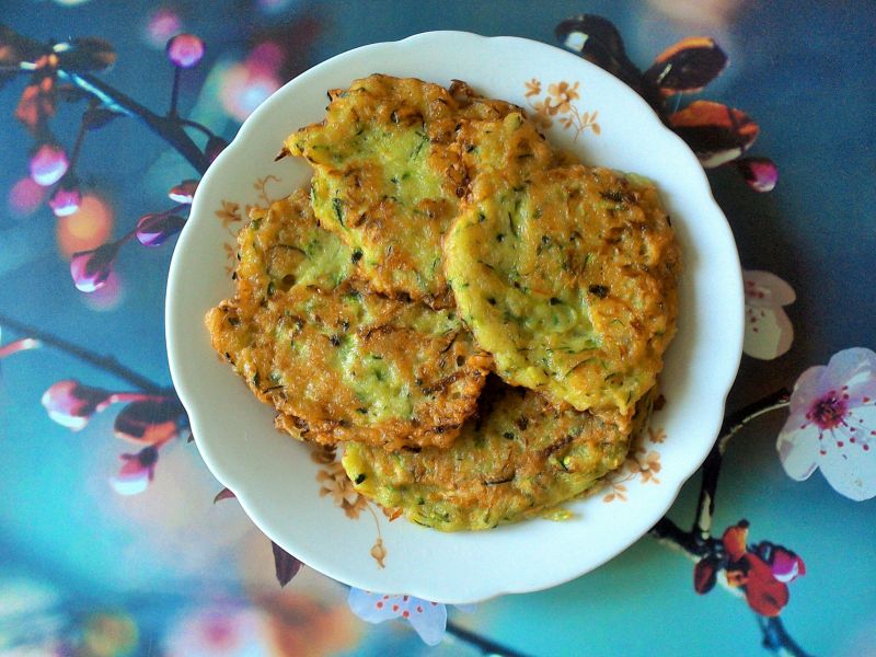 Placki cukiniowo - ziemniaczane Placki cukiniowo - ziemniaczane