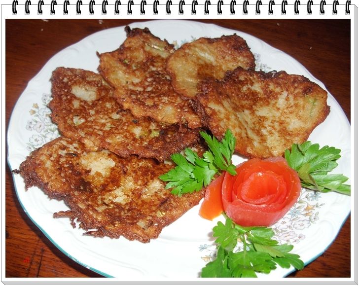 Placki Eli z młodych ziemniaków z młodą kapustą