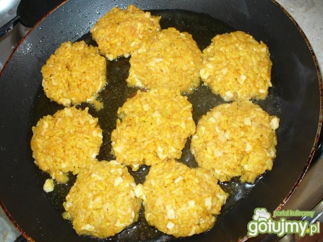 Placki ryżowe z serem.
