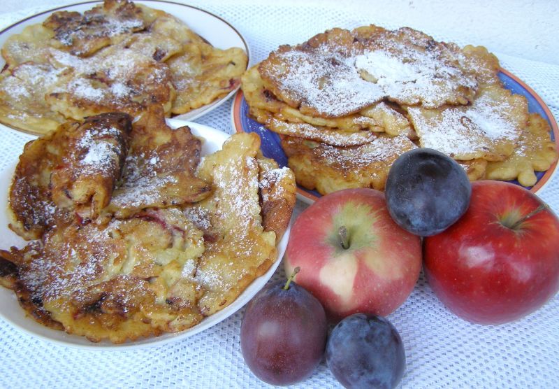 Placki śliwkowo-jabłkowe