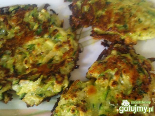 Placki z cukinii i selera