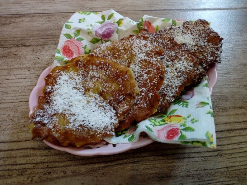 Placki z cukinii z jabłkiem  Placki z cukinii z jabłkiem