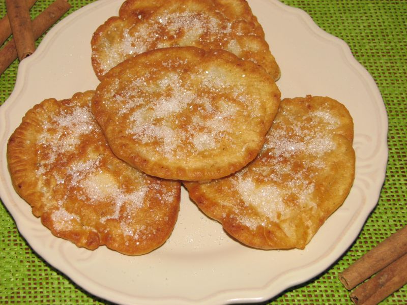 Placki z jabłkami i cynamonem Placki z jabłkami i cynamonem