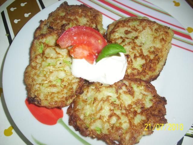 Placki  z kabaczka lub cukini Placki  z kabaczka lub cukini