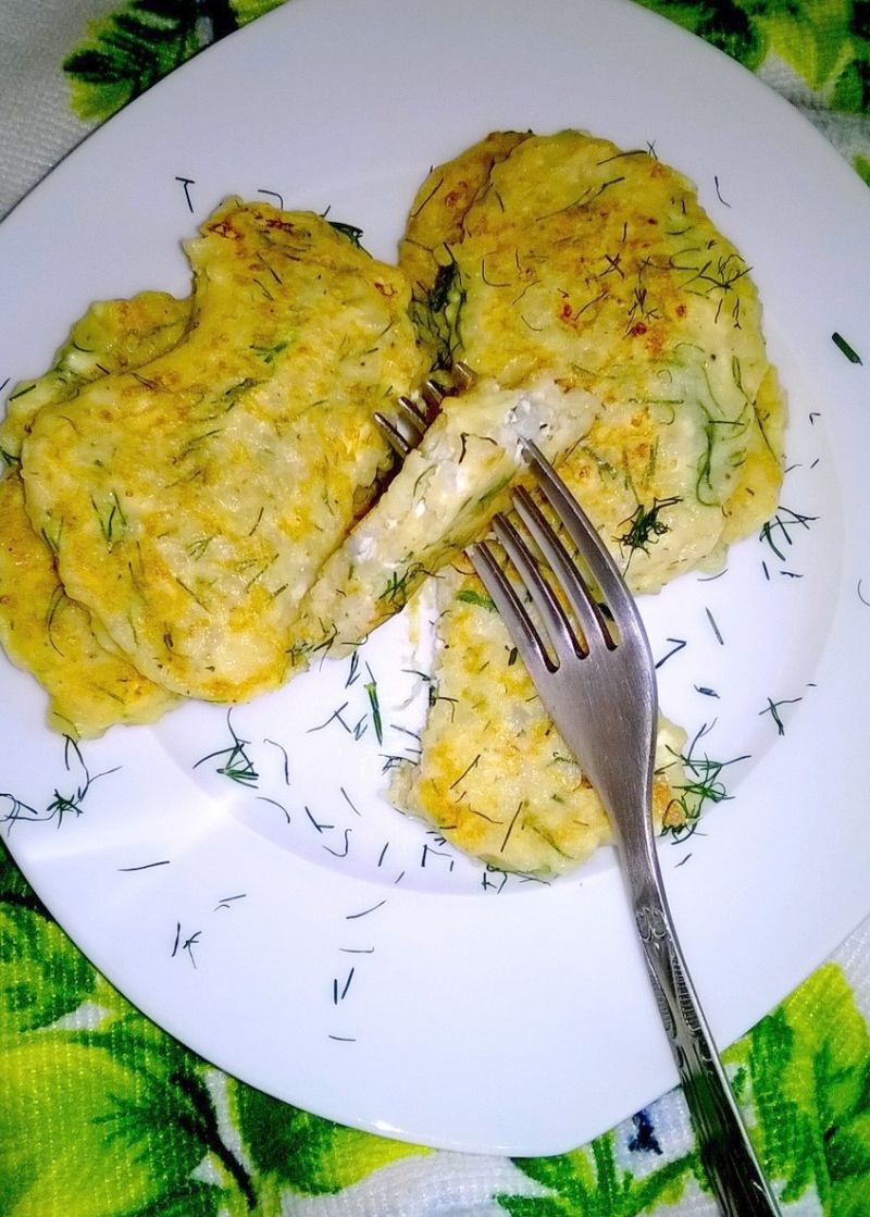 Placki z kaszą jęczmienną i serem