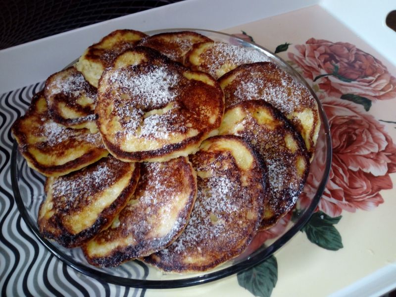 Placki z kaszy jaglanej z jabłkiem