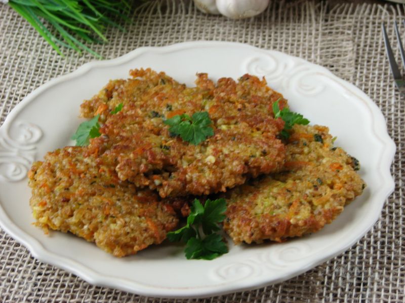 Placki z kaszy owsianej z warzywami
