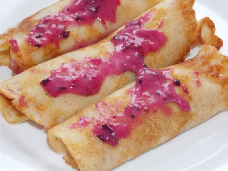 Placki z kremem z jagód