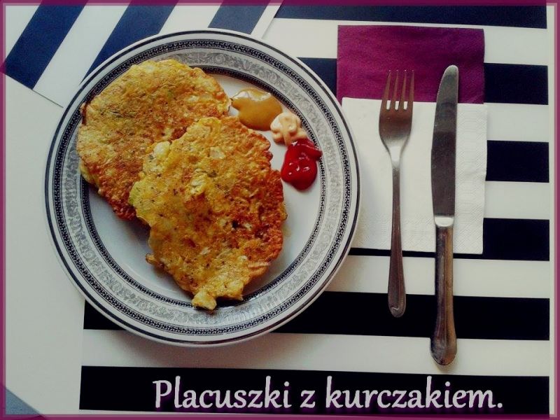 Placki z kurczakiem i dodatkami