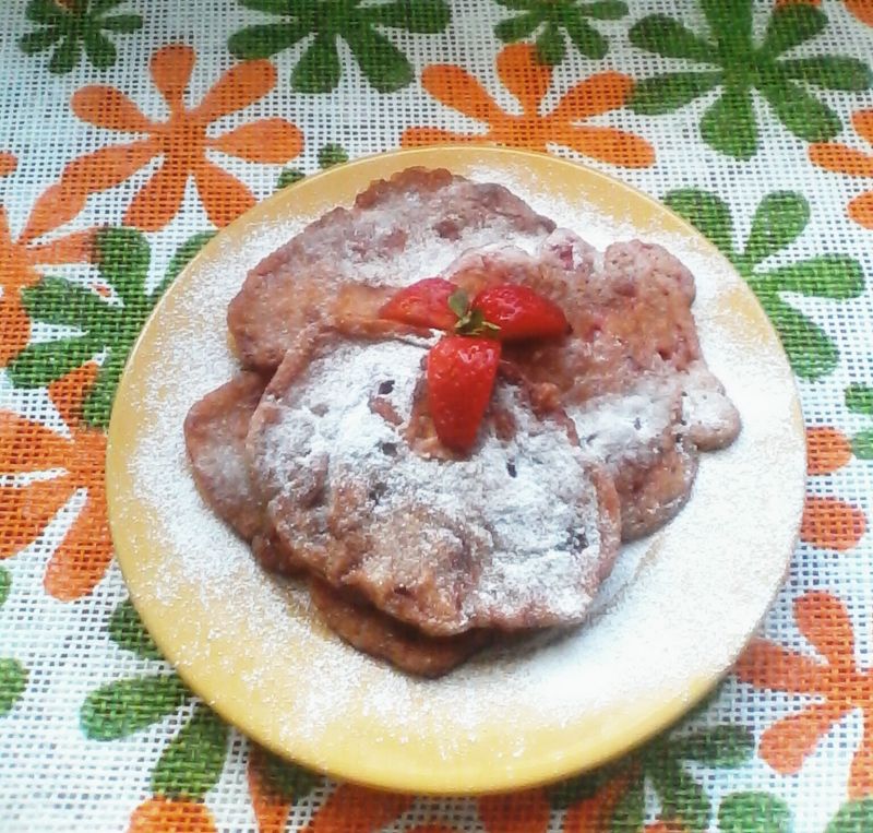 Placki z truskawkami Placki z truskawkami