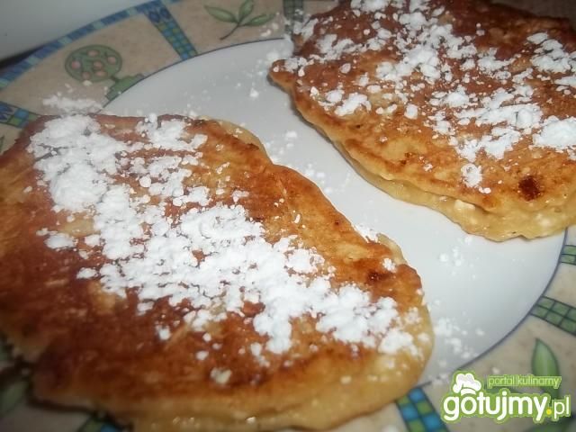 Placki z twarogiem i marmoladą Placki z twarogiem i marmoladą