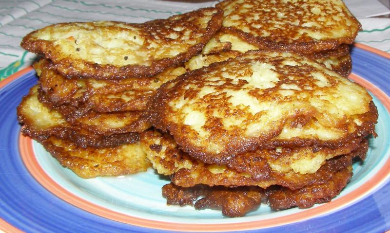 Placki ziemniaczane z cebulą.