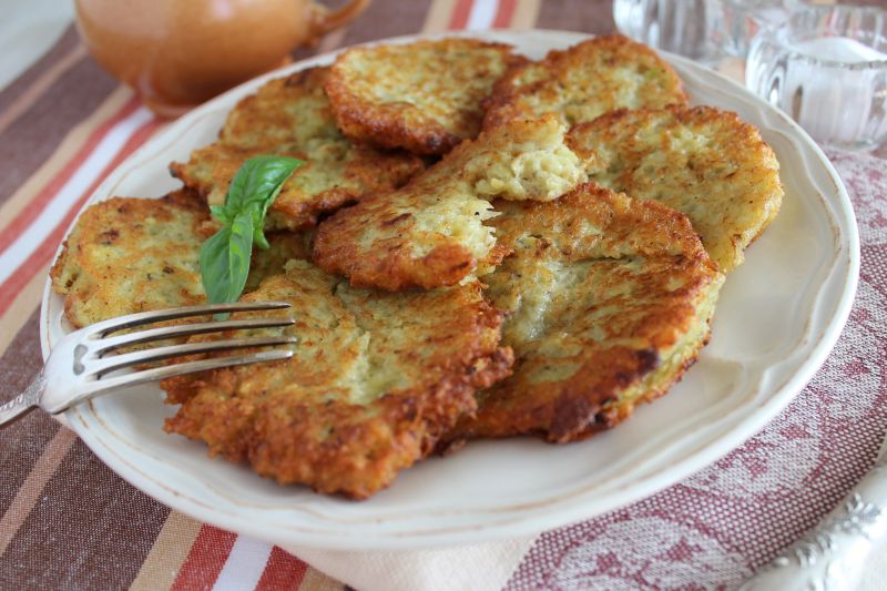 Placki ziemniaczane z cukinią