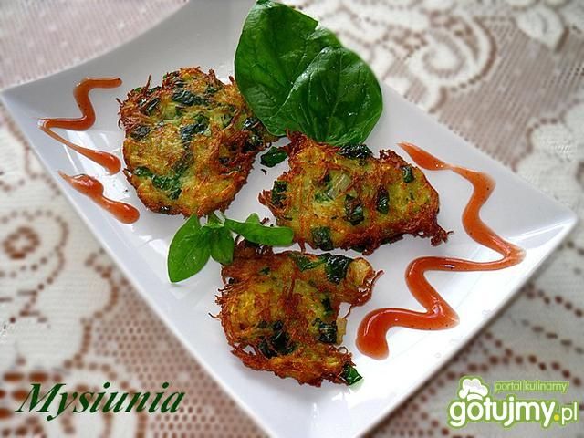 Placki ziemniaczane z cuknią i szpinakie