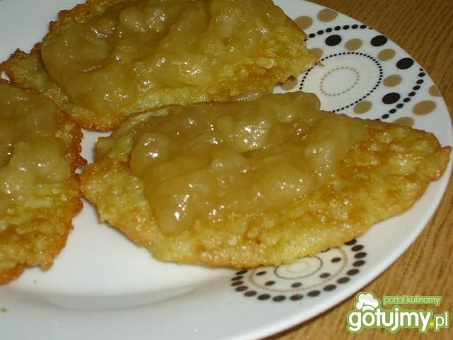 Placki ziemniaczane z jabłkami.