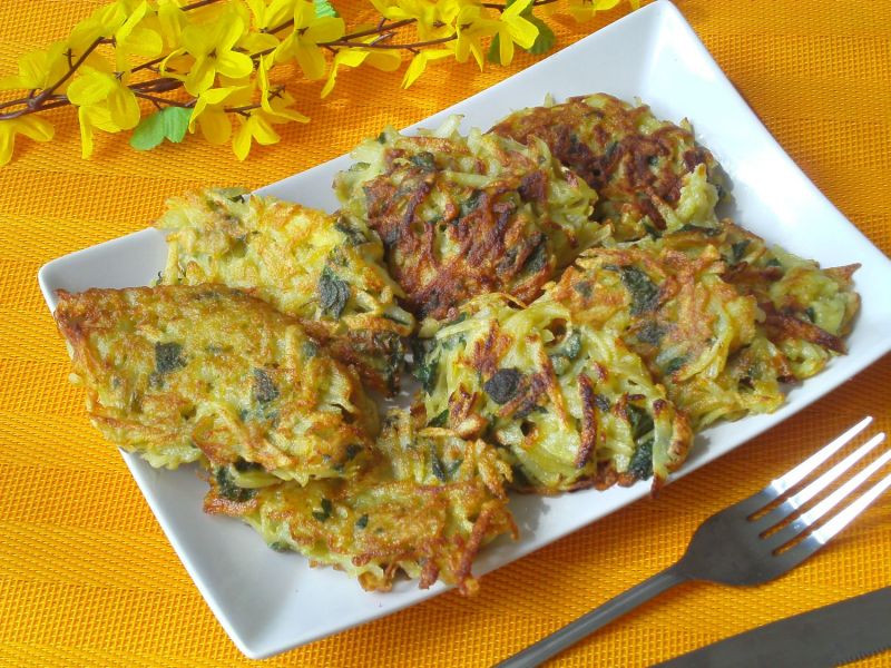 Placki ziemniaczane z pokrzywami Placki ziemniaczane z pokrzywami