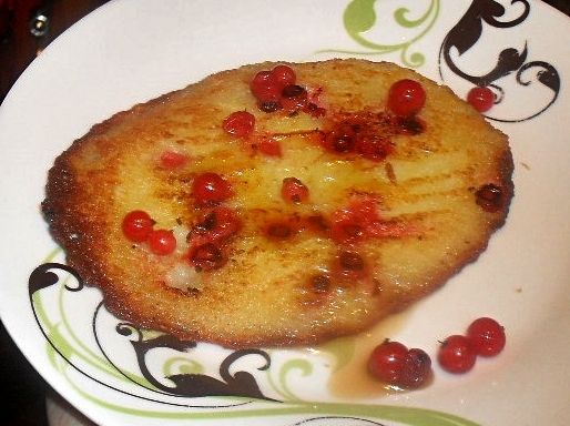 Placki ziemniaczane z porzeczkami w syropie klonow