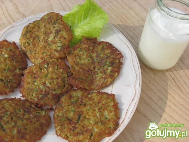 Placki ziemniaczane z tartą cukinią