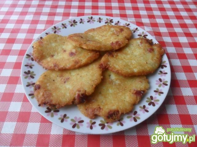 Placki ziemniaczane z wędzonym boczkiem