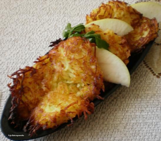   Placki ziemniaczano-jabłkowe :  